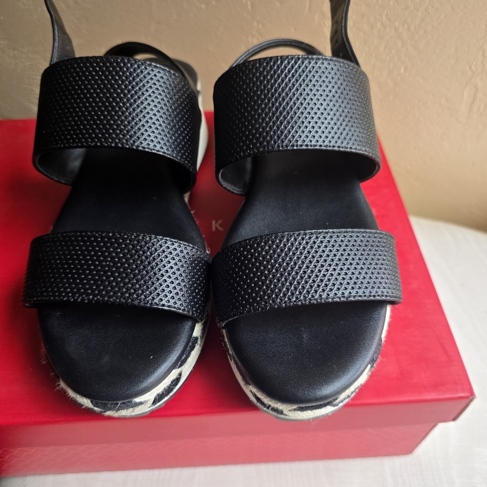 Kelly & Katie Sandals
